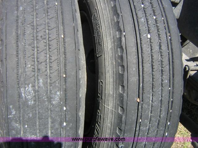 image for item 1657 2003 International 4400 6x4 cab and chassis