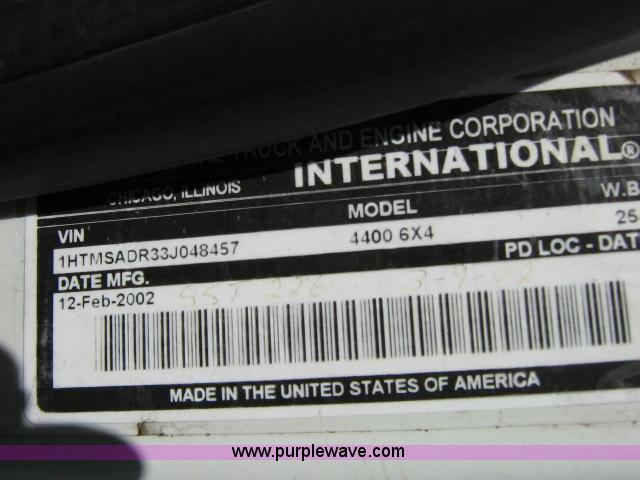 image for item 1657 2003 International 4400 6x4 cab and chassis