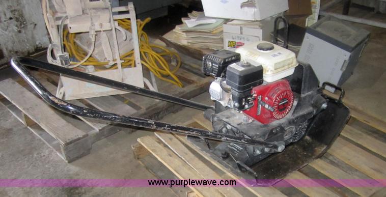 image for item 3136 Stone 639 vibratory packer