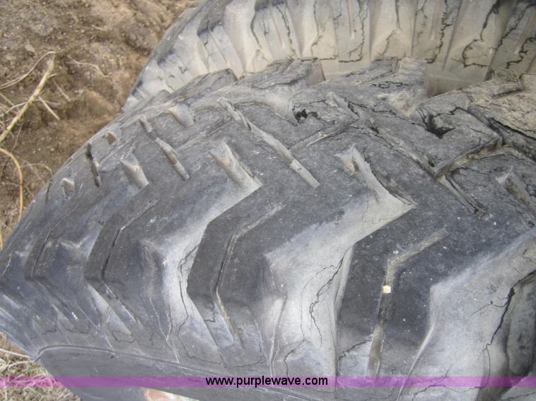 image for item 3147 1968 Ford F750 heavy truck