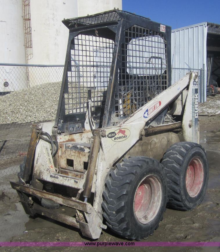 image for item 3149 Bobcat 620 skid steer