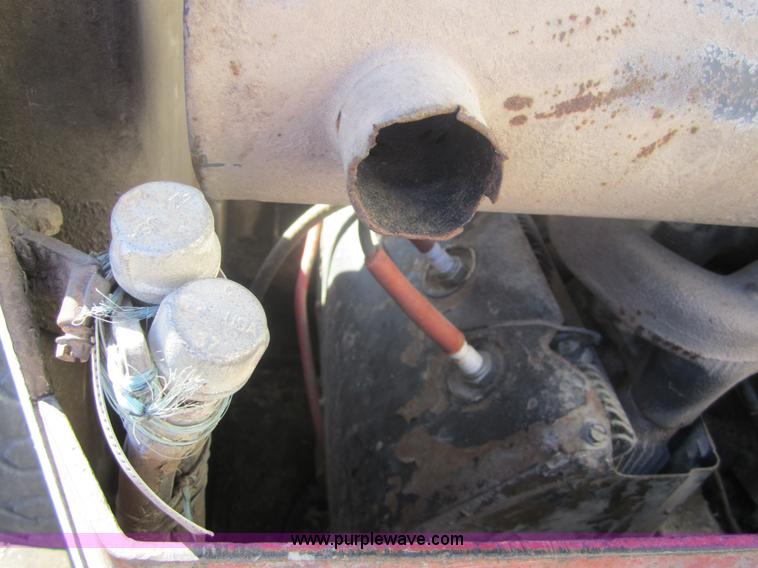 image for item 3149 Bobcat 620 skid steer