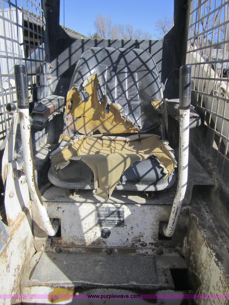 image for item 3149 Bobcat 620 skid steer