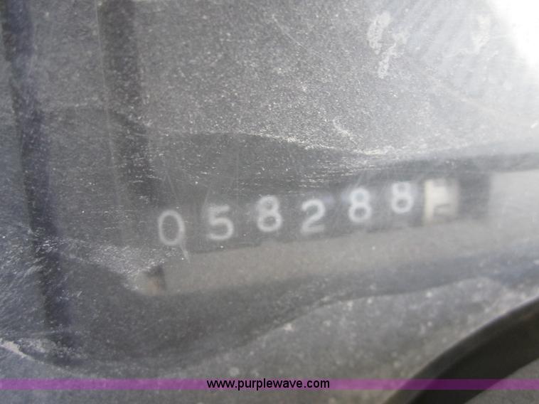 image for item 3180 1988 Chevrolet 1500 Cheyenne pickup truck