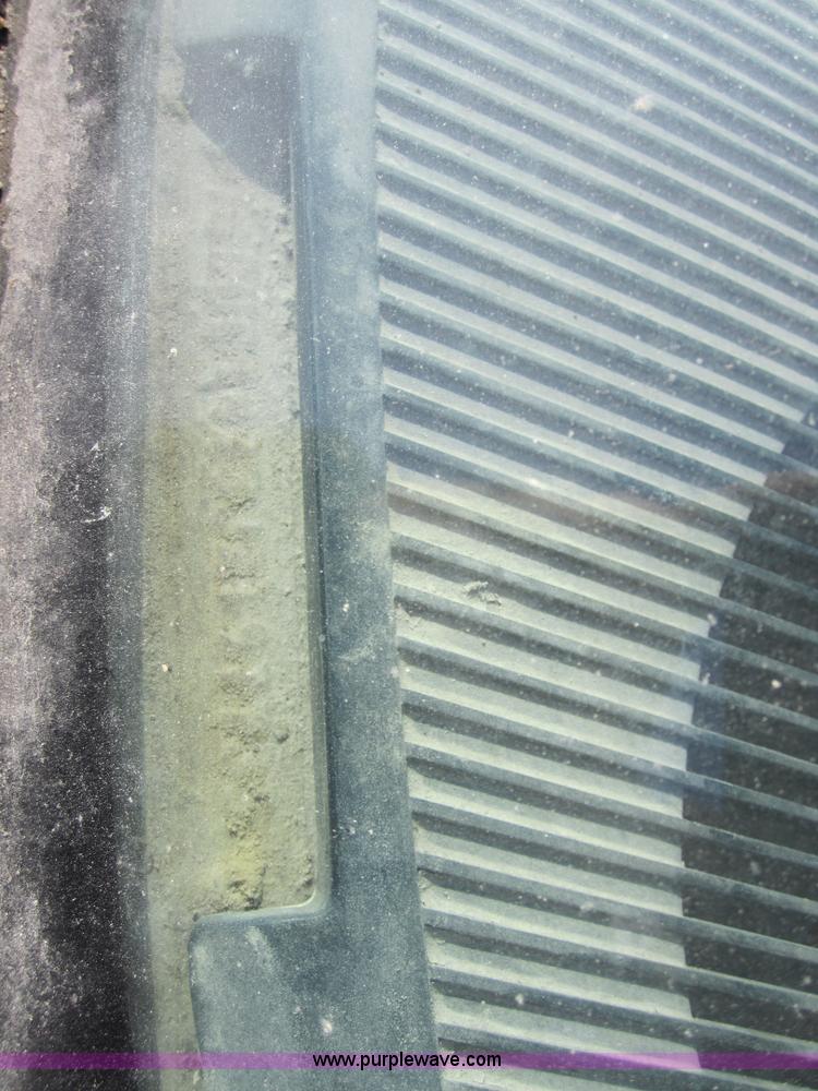 image for item 3180 1988 Chevrolet 1500 Cheyenne pickup truck