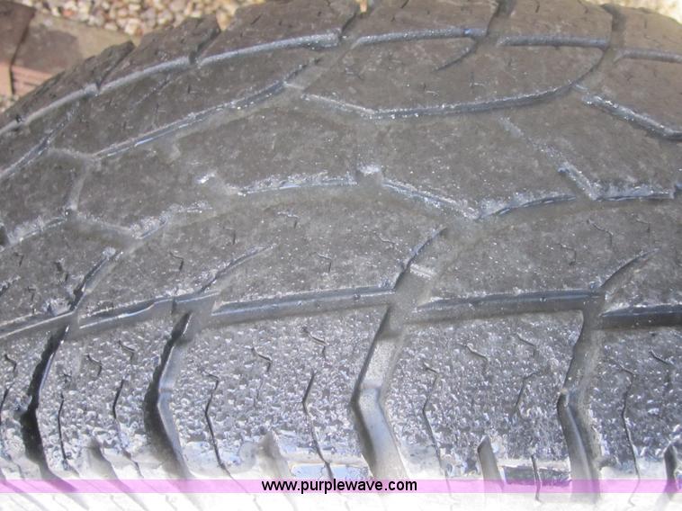 image for item 3182 1994 Ford F150 XL supercab pickup truck