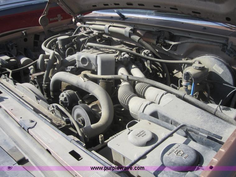 image for item 3182 1994 Ford F150 XL supercab pickup truck