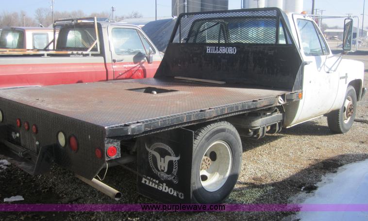 image for item 3184 1982 Chevrolet C30 Custom Deluxe flatbed pickup truck