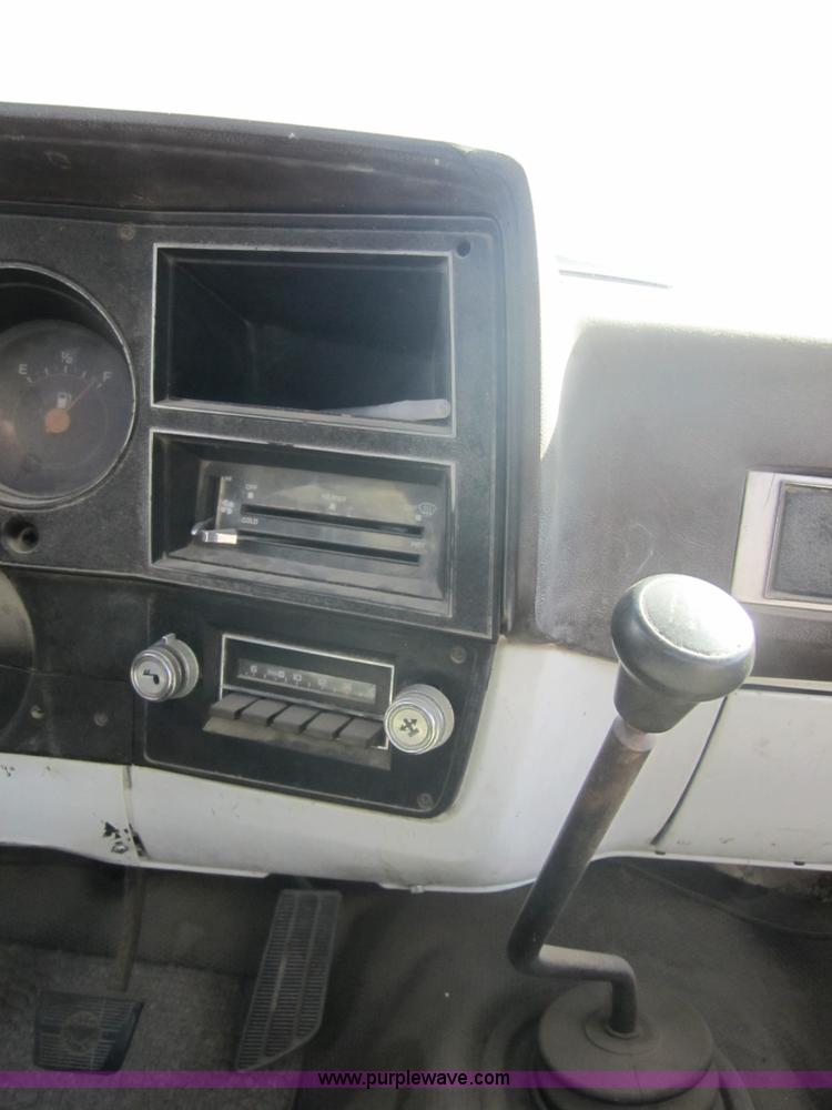 image for item 3186 1981 Chevrolet C30 Custom Deluxe flatbed pickup truck