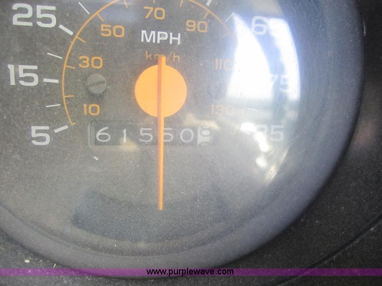 image for item 3187 1986 Chevrolet K10 Custom Deluxe pickup truck