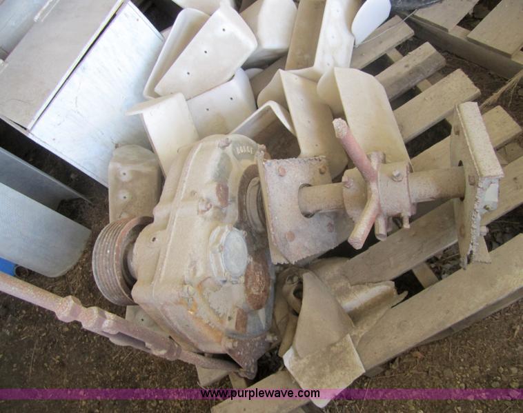 image for item 3191 (2) truck bed hoists