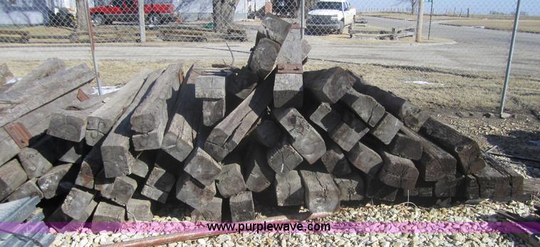 image for item 3194 Approx 100 railroad ties