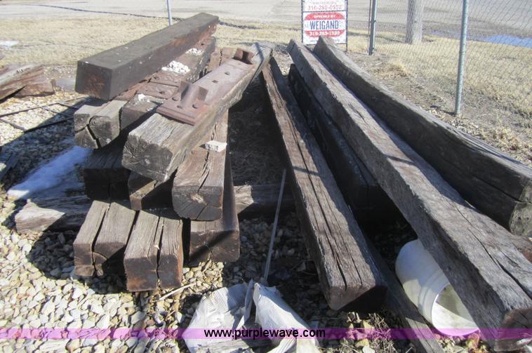image for item 3194 Approx 100 railroad ties