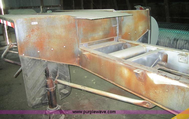 image for item 3201 2001 Shop built 27' step deck semi trailer