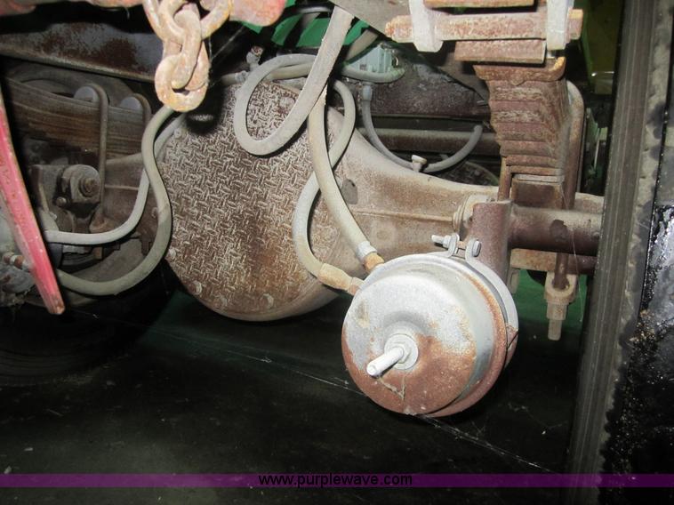 image for item 3201 2001 Shop built 27' step deck semi trailer