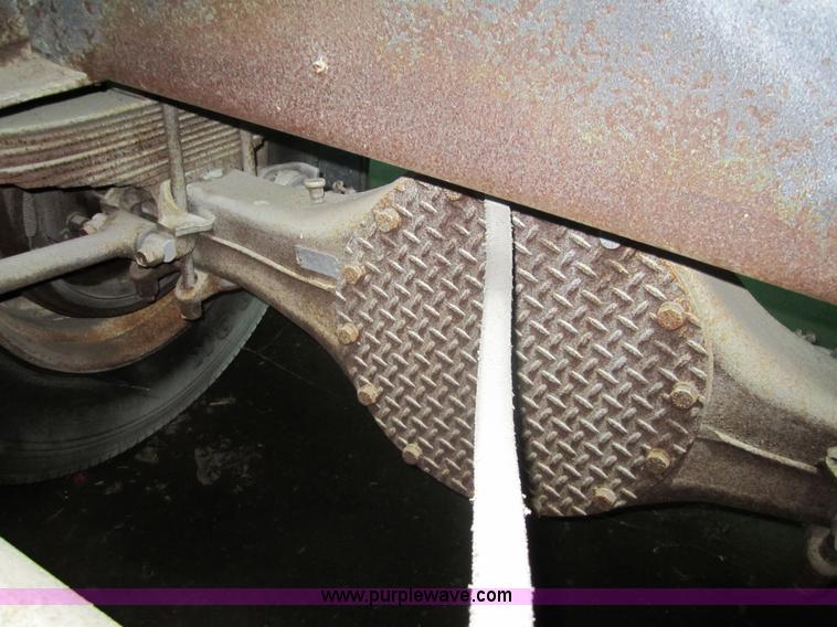 image for item 3201 2001 Shop built 27' step deck semi trailer