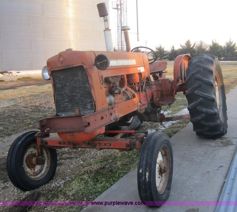 image for item 3203 Allis Chalmers D17 tractor