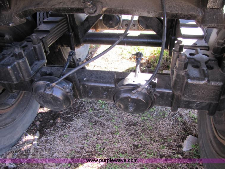 image for item 3544 1979 Fruehauf 30' aluminum end dump semi trailer