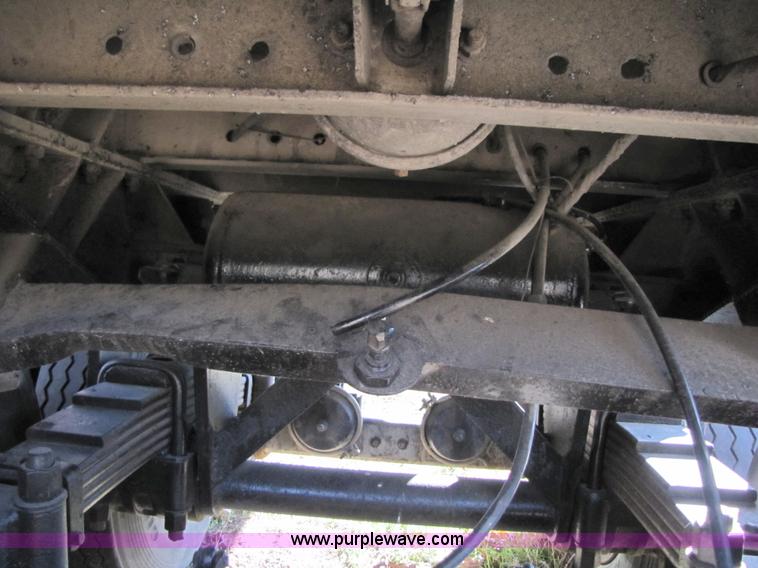 image for item 3544 1979 Fruehauf 30' aluminum end dump semi trailer