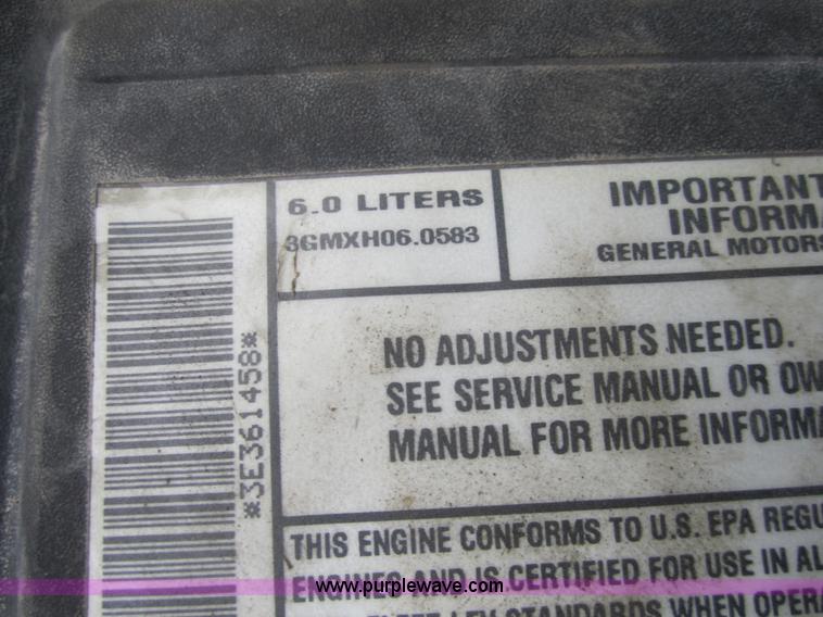 image for item 3690 2003 Chevrolet Silverado C2500 HD LS extended cab pickup truck