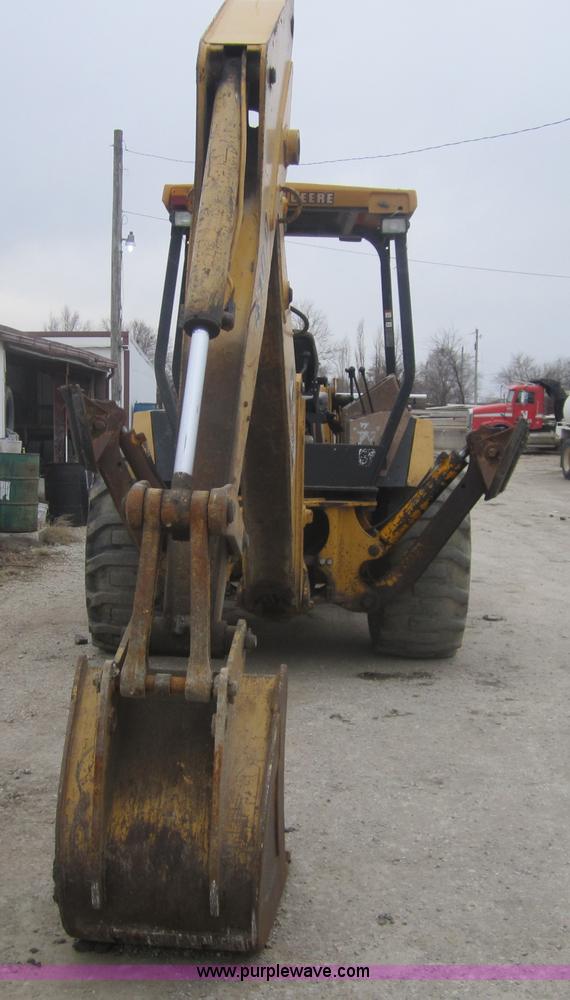 image for item 3691 1997 John Deere 410D backhoe