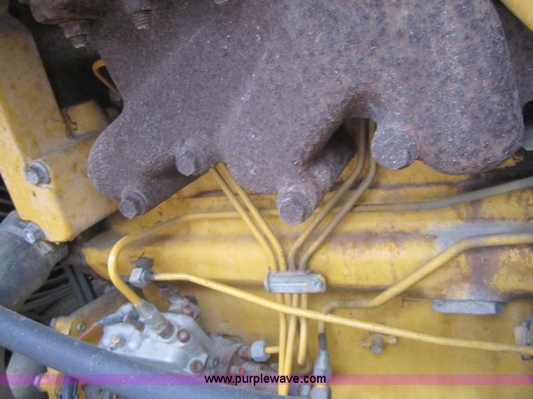 image for item 3691 1997 John Deere 410D backhoe