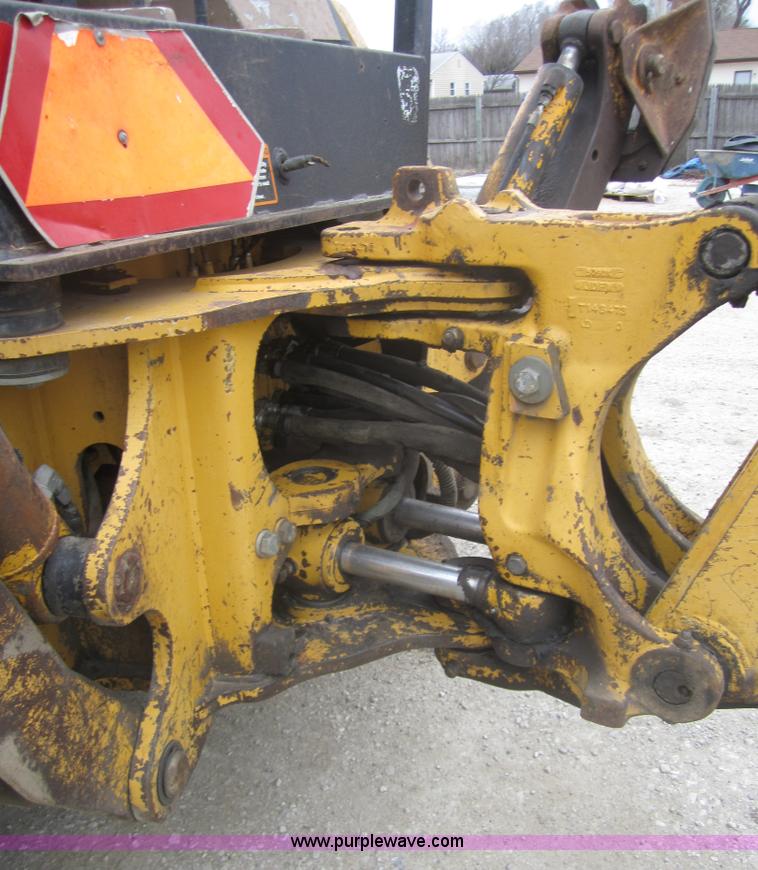 image for item 3691 1997 John Deere 410D backhoe