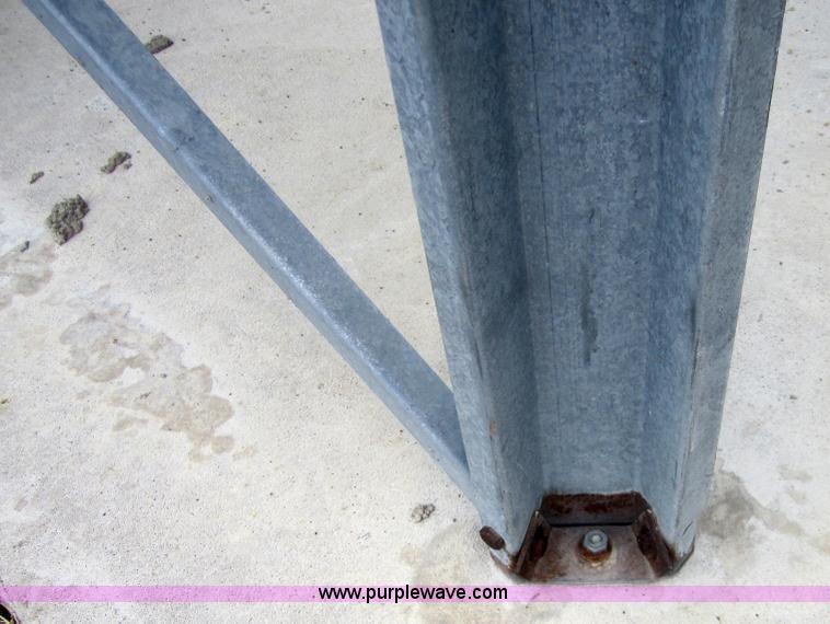 image for item 3693 Approximately seven ton bin