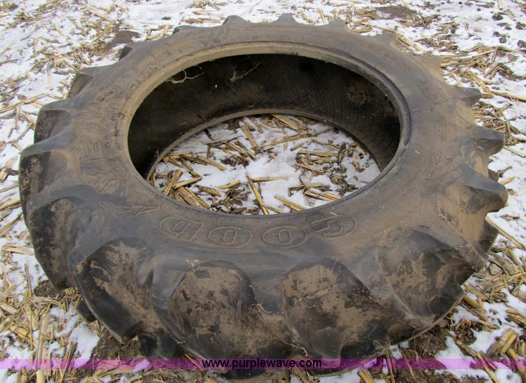 image for item 4046 (4) 18.4R42 tires