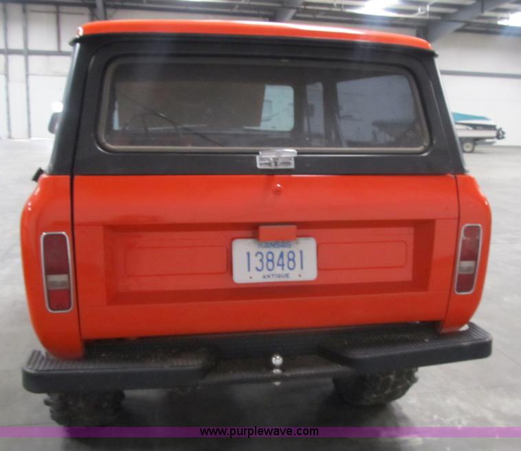 image for item 4052 1971 International Scout II