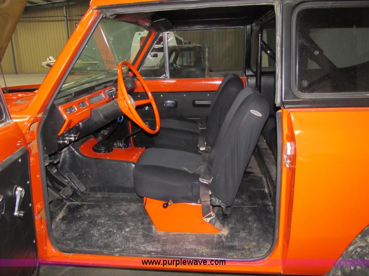 image for item 4052 1971 International Scout II