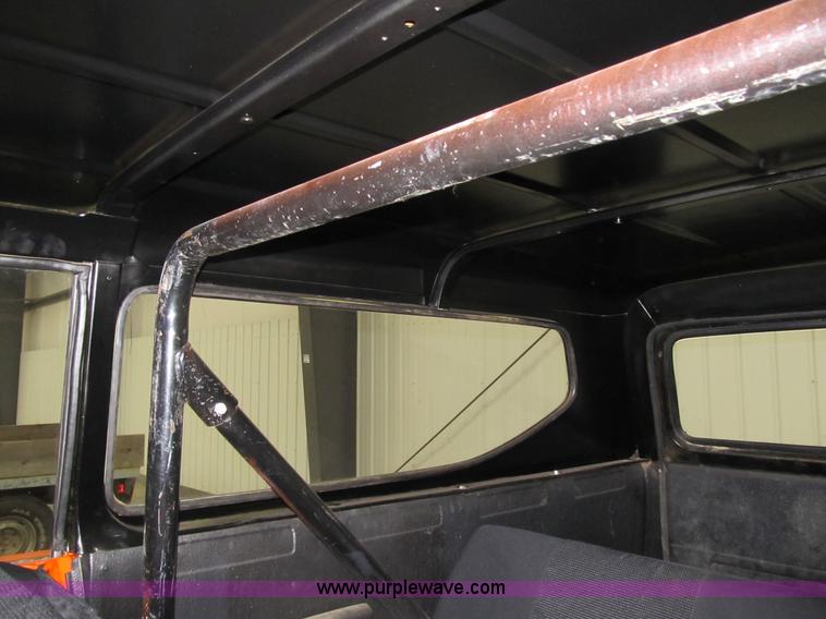 image for item 4052 1971 International Scout II