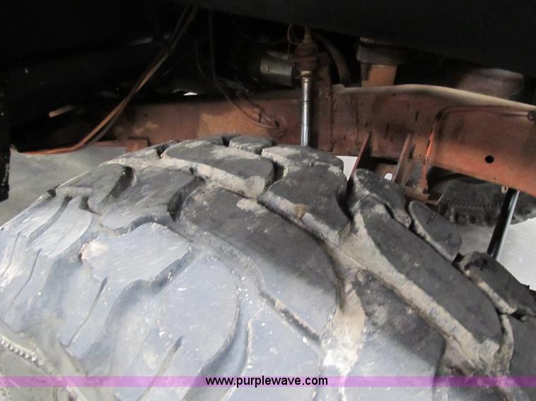 image for item 4052 1971 International Scout II