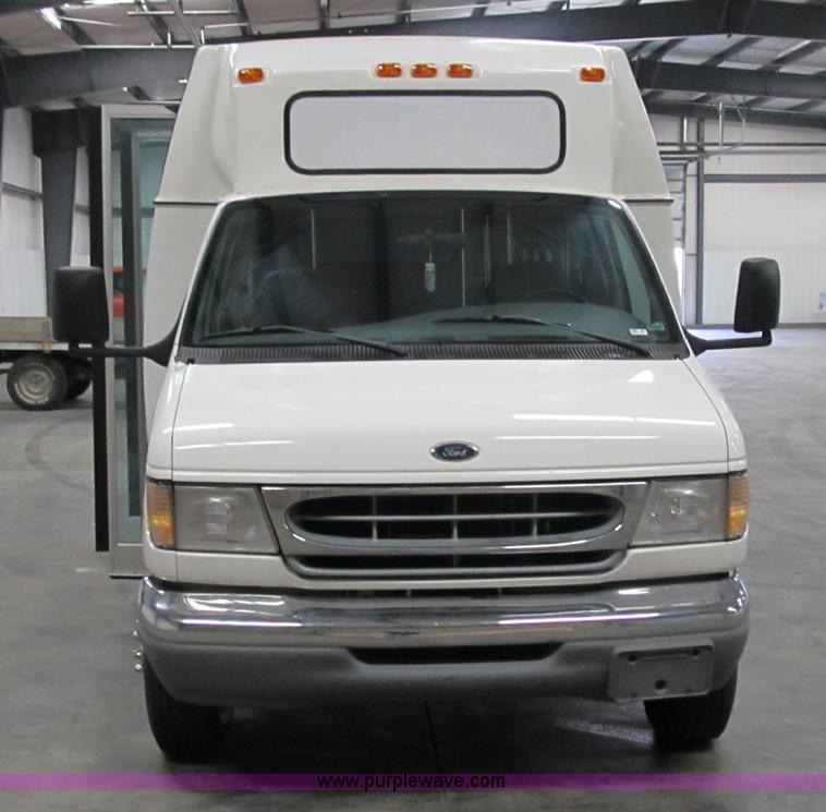 image for item 4054 1999 Ford E450 transit bus