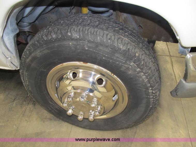 image for item 4054 1999 Ford E450 transit bus