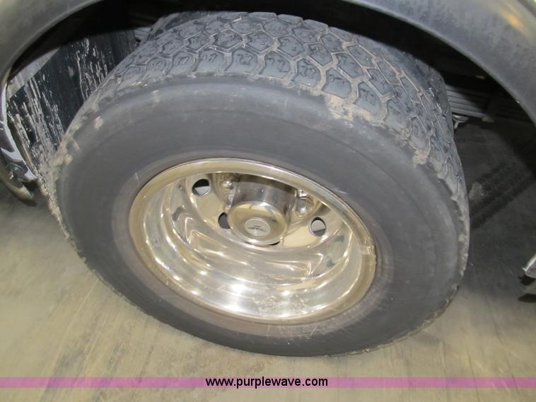 image for item 4054 1999 Ford E450 transit bus