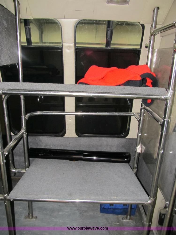 image for item 4054 1999 Ford E450 transit bus