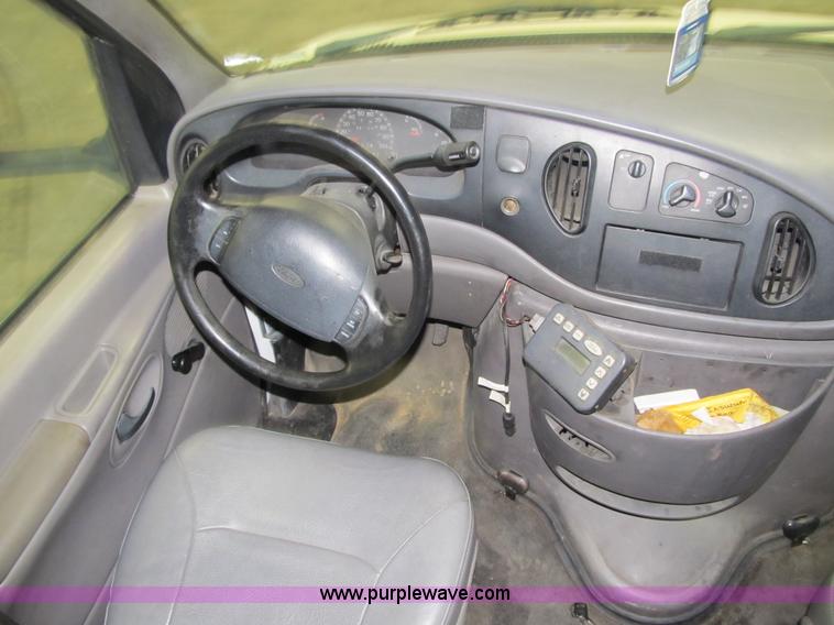 image for item 4054 1999 Ford E450 transit bus