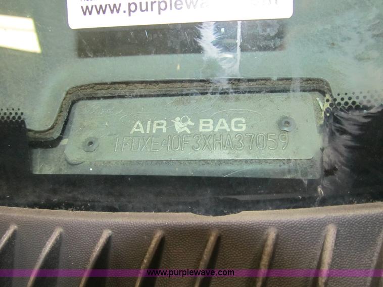 image for item 4054 1999 Ford E450 transit bus