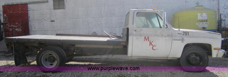 image for item 4361 1988 Chevrolet R30 flatbed pickup truck