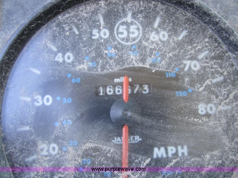 image for item 4362 1987 Mack CS250P semi truck