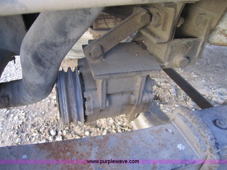 image for item 4362 1987 Mack CS250P semi truck