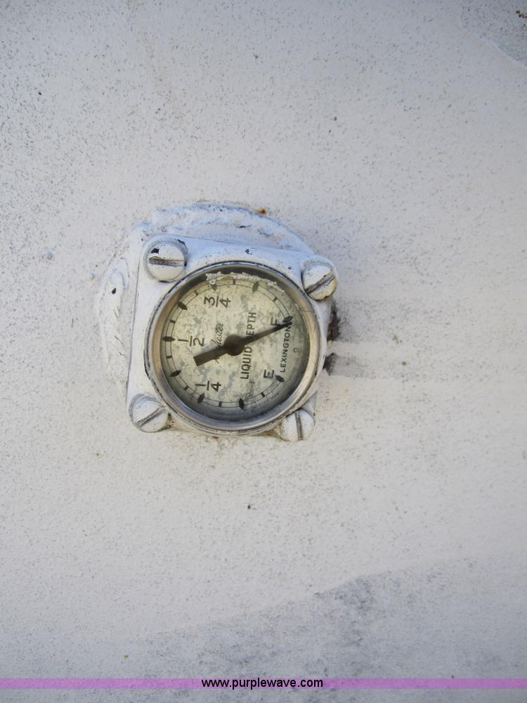 image for item 4364 Fuel tanks