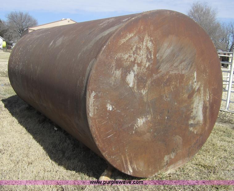 image for item 4364 Fuel tanks