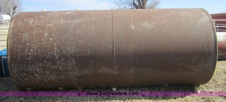 image for item 4364 Fuel tanks