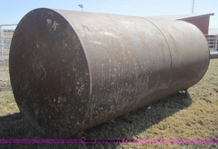 image for item 4364 Fuel tanks