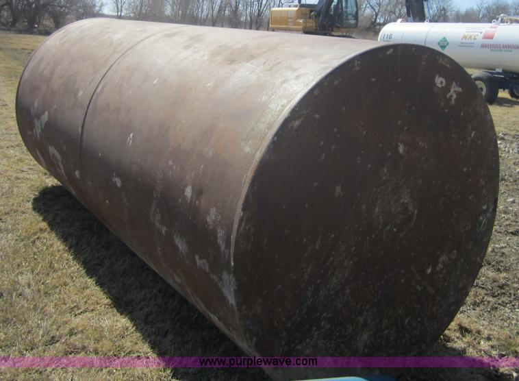 image for item 4364 Fuel tanks