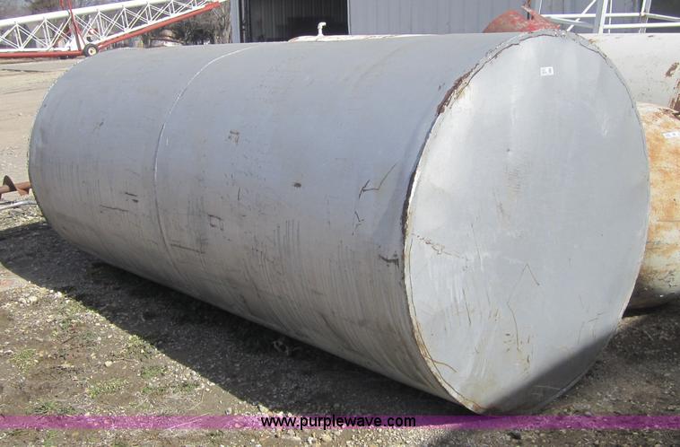 image for item 4367 (2) tanks