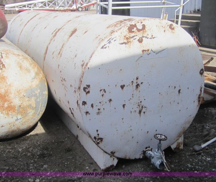 image for item 4367 (2) tanks