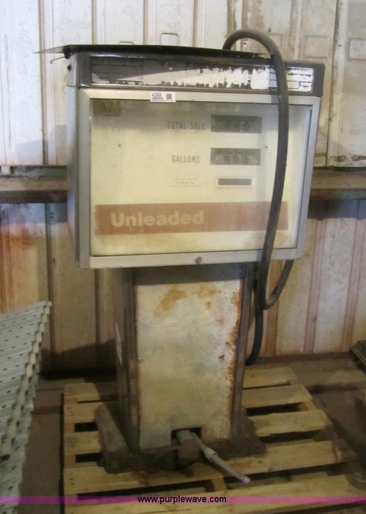 image for item 4368 (6) fuel pumps